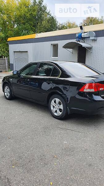 Седан Kia Magentis 2009 в Днепре