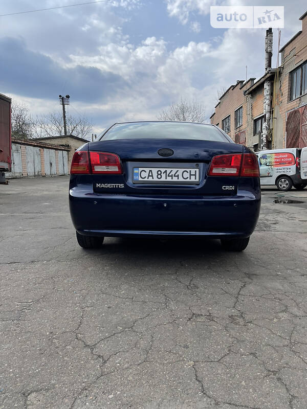Седан Kia Magentis 2006 в Буче