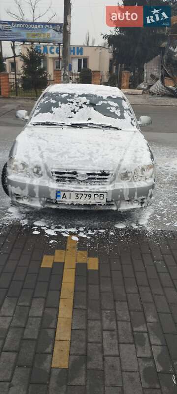 Седан Kia Magentis 2006 в Києві