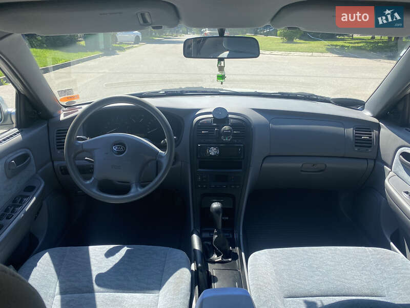 Седан Kia Magentis 2005 в Луцьку