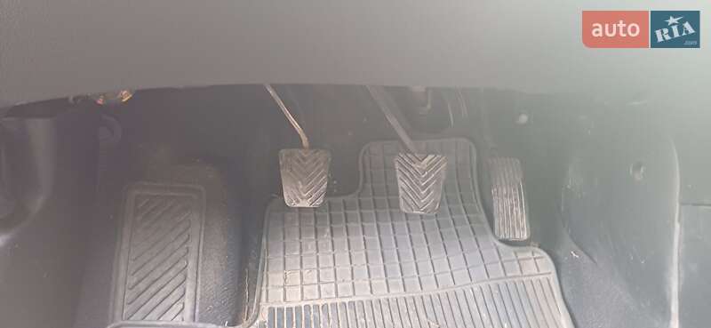 Седан Kia Magentis 2008 в Літині