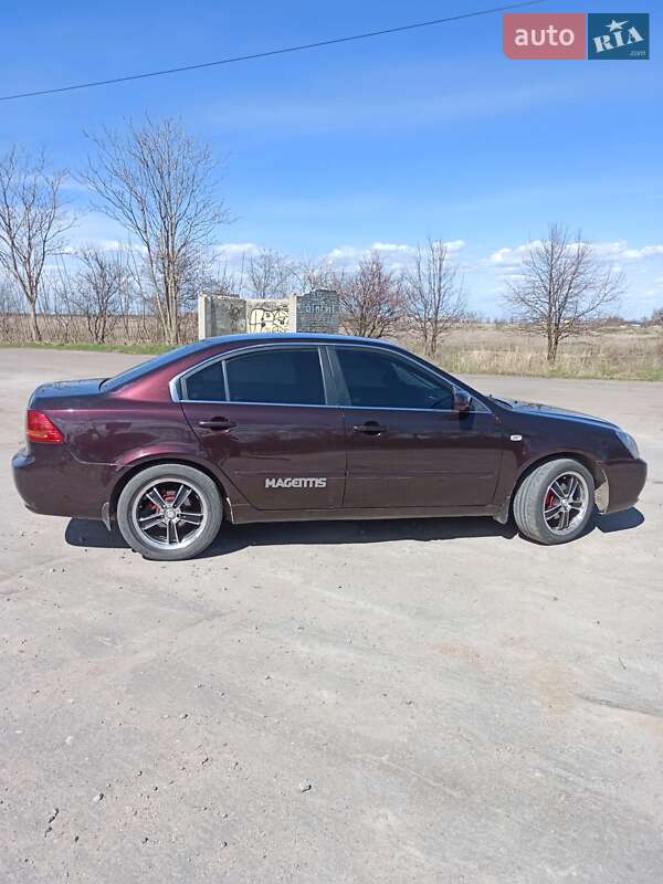Седан Kia Magentis 2006 в Очакове