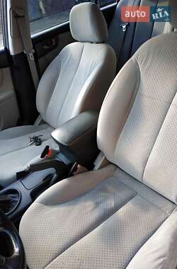 Седан Kia Magentis 2008 в Львові