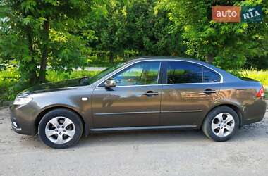 Седан Kia Magentis 2008 в Львові