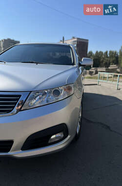 Седан Kia Magentis 2009 в 