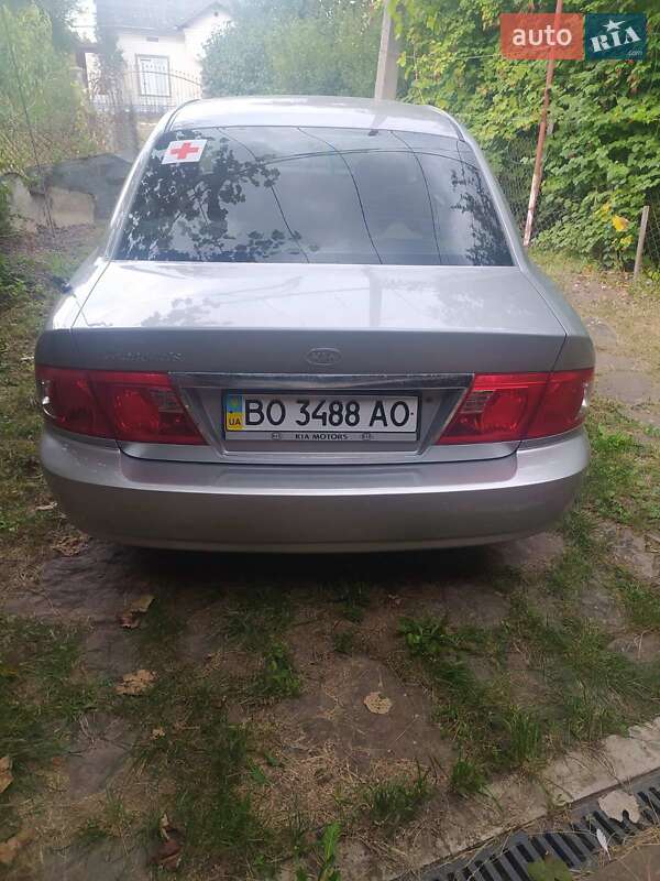 Седан Kia Magentis 2004 в Монастириській
