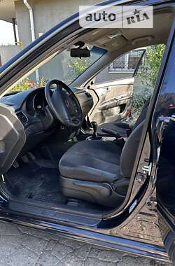 Седан Kia Magentis 2009 в 