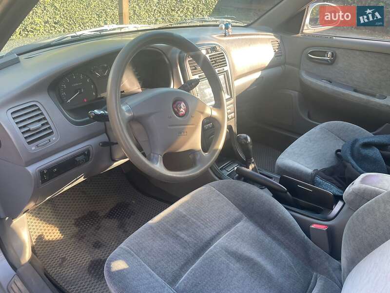 Седан Kia Magentis 2006 в Днепре