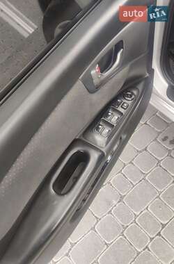 Седан Kia Magentis 2009 в 