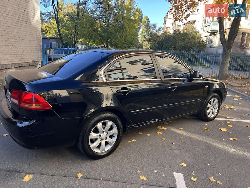Седан Kia Magentis 2008 в Киеве