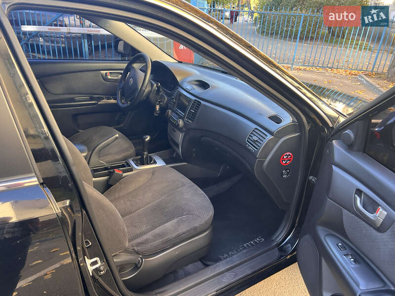 Седан Kia Magentis 2008 в Киеве