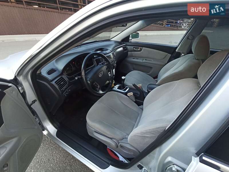 Седан Kia Magentis 2007 в Одессе