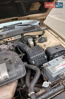 Седан Kia Magentis 2001 в 