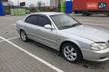 Седан Kia Magentis 2002 в Умані