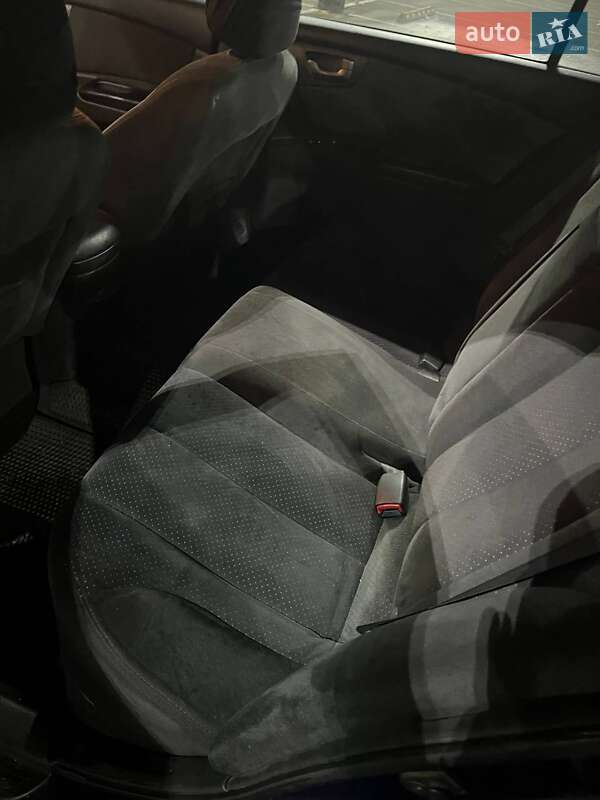 Седан Kia Magentis 2007 в Києві