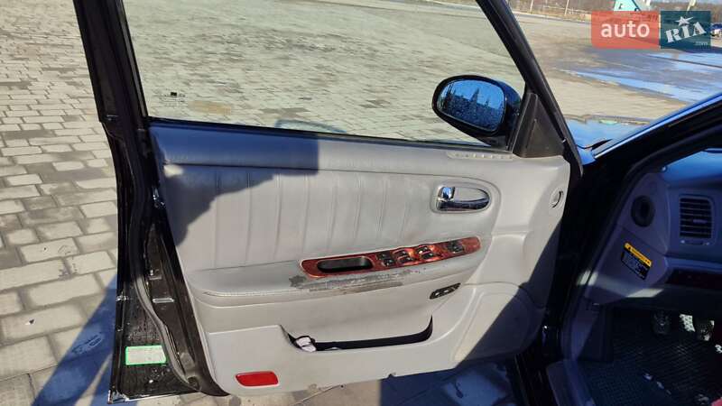 Седан Kia Magentis 2003 в Львові