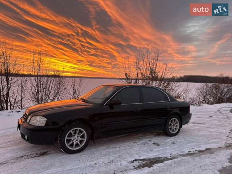 Седан Kia Magentis 2004 в Летичіві