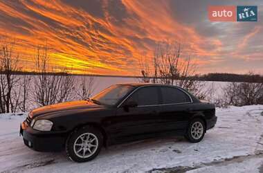 Седан Kia Magentis 2004 в 