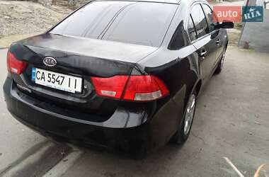 Седан Kia Magentis 2008 в Умани