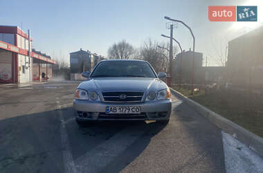 Седан Kia Magentis 2004 в 