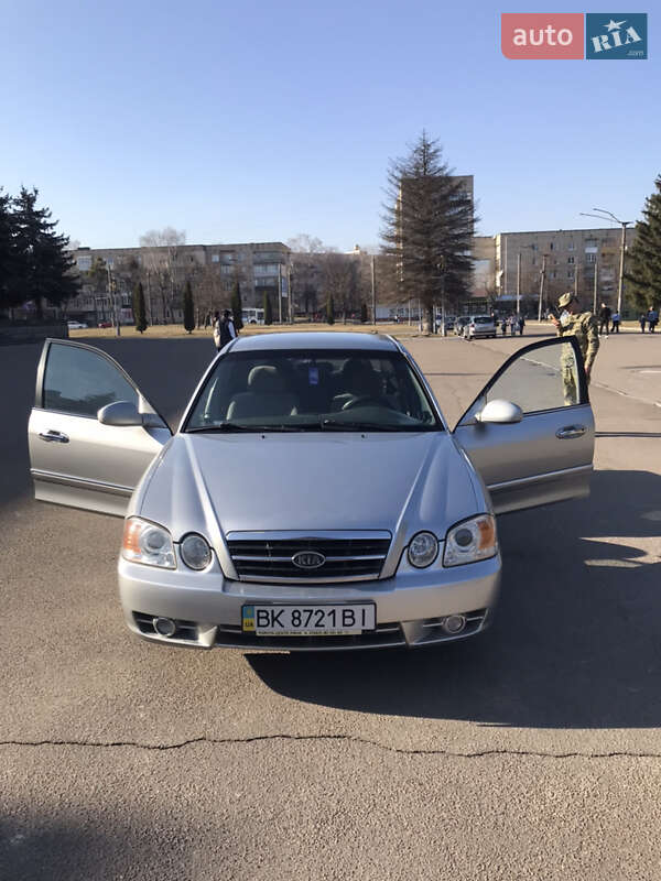 Седан Kia Magentis 2004 в Рівному