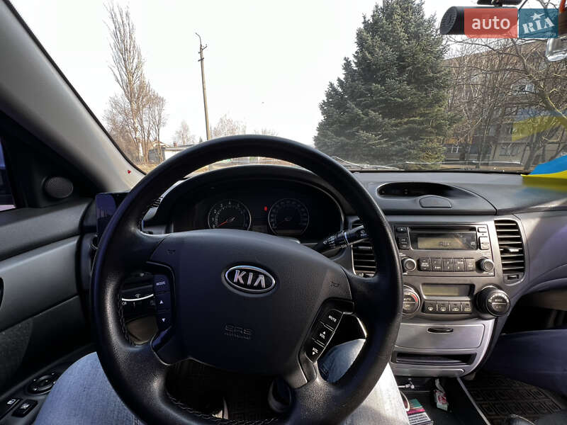 Седан Kia Magentis 2008 в Кривому Розі