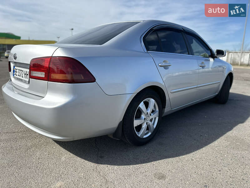 Седан Kia Magentis 2007 в Первомайске