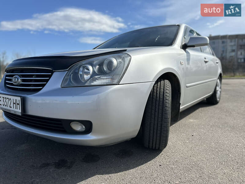 Седан Kia Magentis 2007 в Первомайске