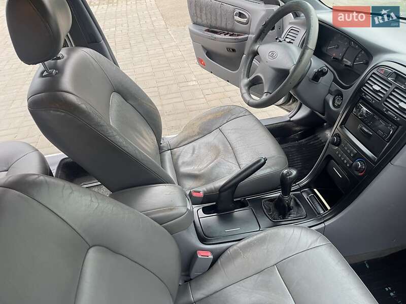 Седан Kia Magentis 2003 в Одесі