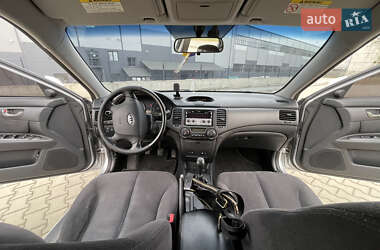 Седан Kia Magentis 2006 в Ивано-Франковске
