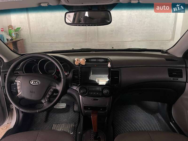 Седан Kia Magentis 2008 в Мирополе