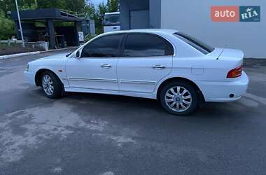 Седан Kia Magentis 2001 в Краматорске
