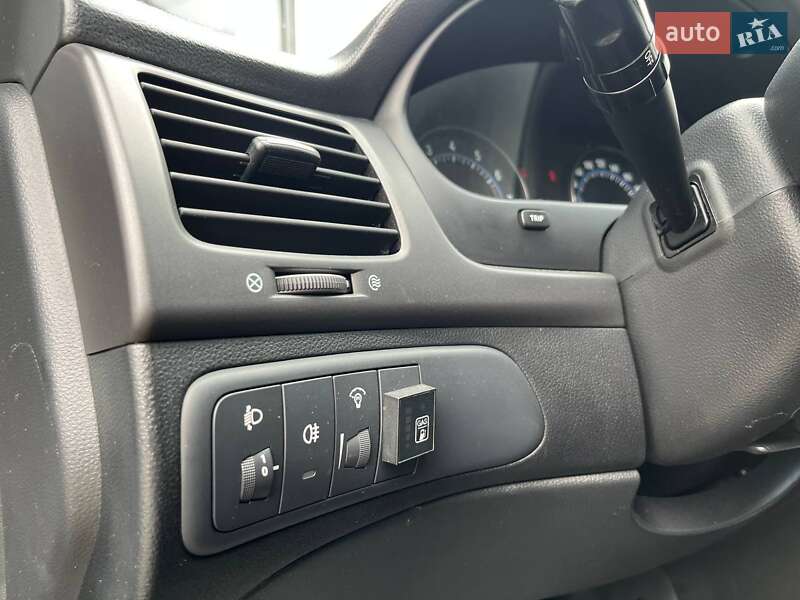 Седан Kia Magentis 2008 в Киеве