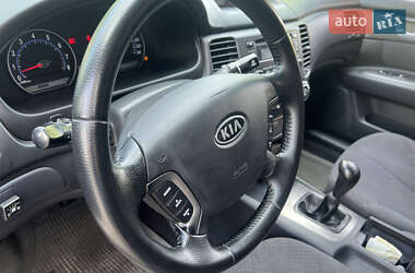 Седан Kia Magentis 2006 в 