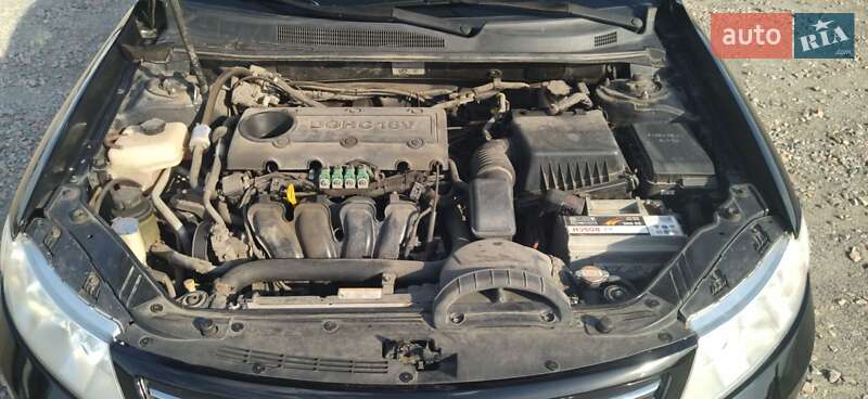 Седан Kia Magentis 2009 в Днепре