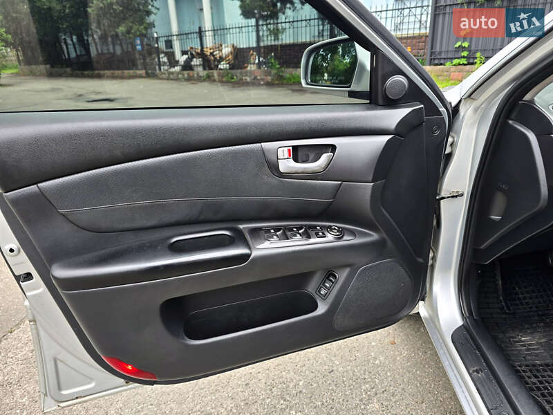 Седан Kia Magentis 2007 в Киеве