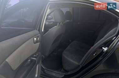 Седан Kia Magentis 2009 в 