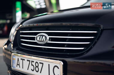 Седан Kia Magentis 2006 в 