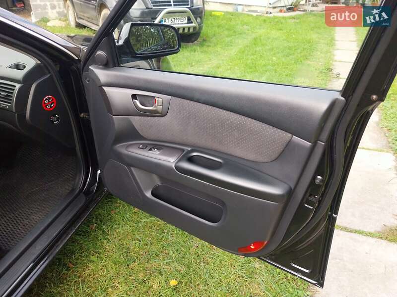 Седан Kia Magentis 2006 в Ивано-Франковске фото 6 Седан Kia Magentis 2006 в Ивано-Франковске
