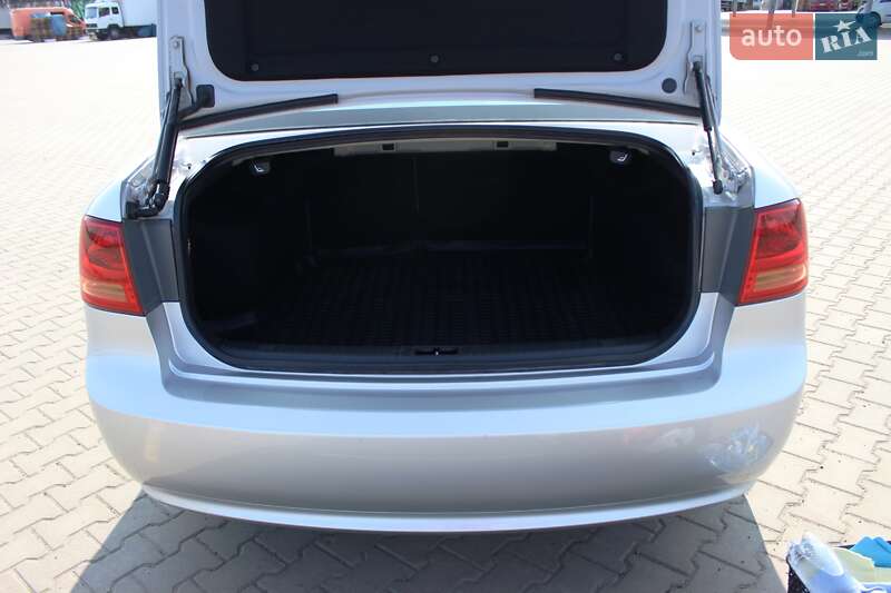 Седан Kia Magentis 2008 в Одесі