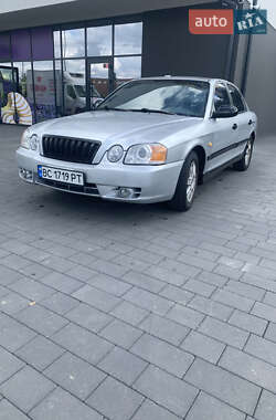 Седан Kia Magentis 2003 в Львові