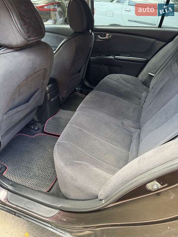 Седан Kia Magentis 2006 в Олександрії