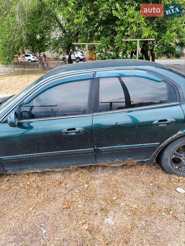 Седан Kia Magentis 2001 в Запорожье