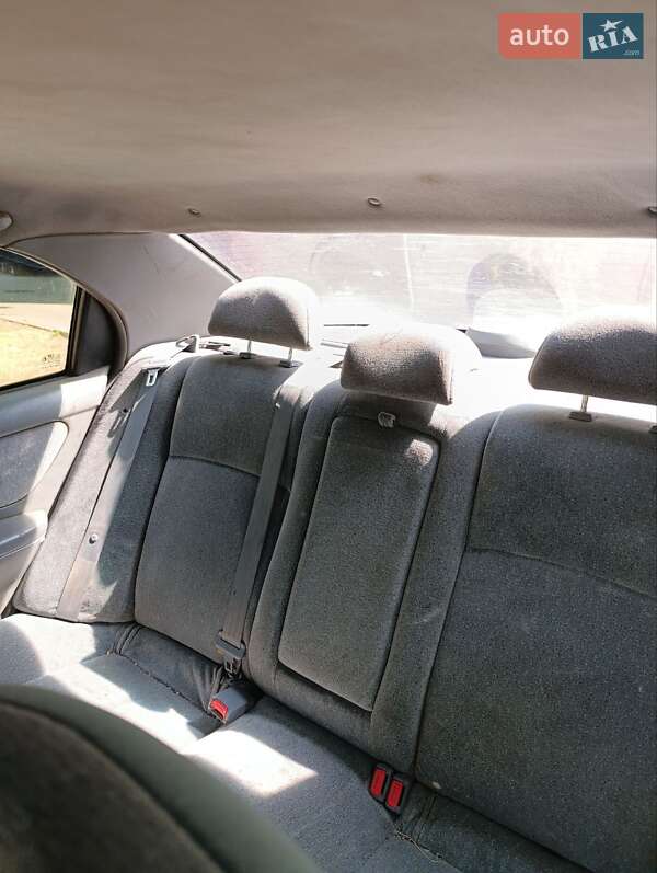 Седан Kia Magentis 2001 в Запорожье