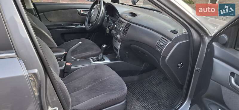 Седан Kia Magentis 2007 в Бузовій