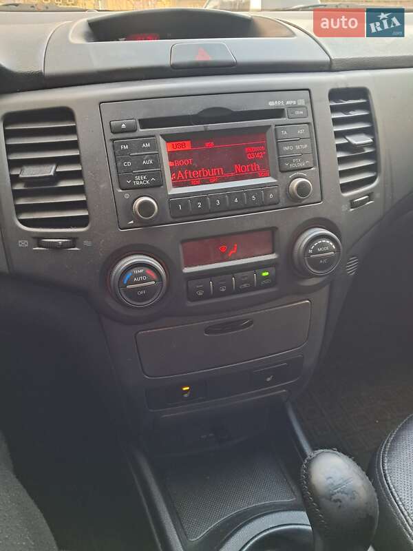 Седан Kia Magentis 2009 в Кременчуге
