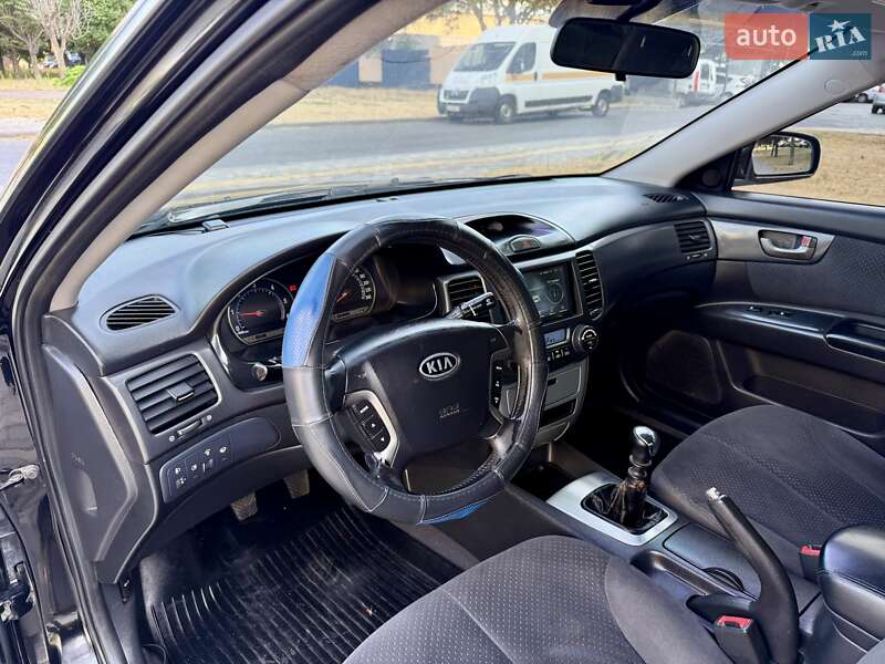 Седан Kia Magentis 2008 в Одессе