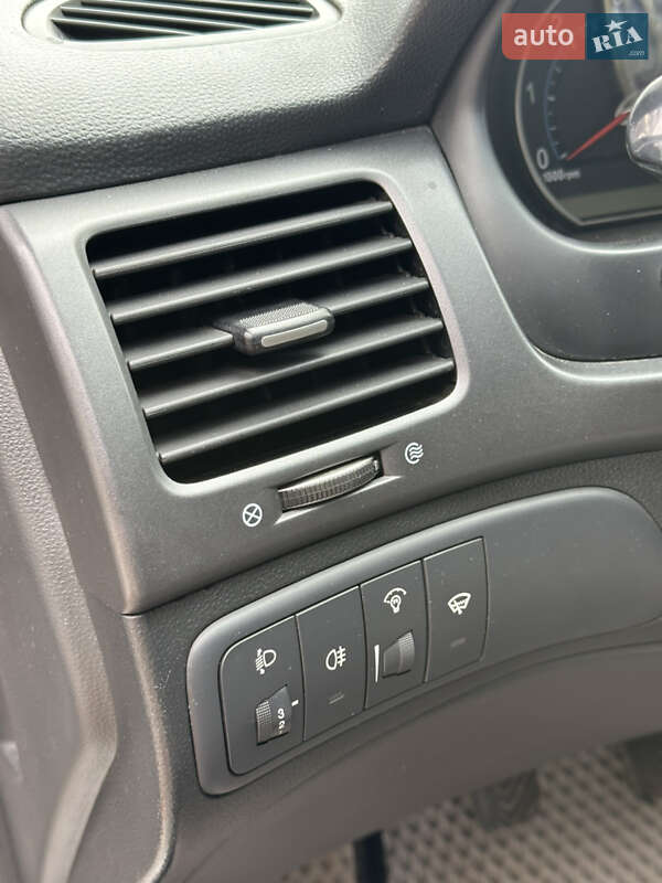 Седан Kia Magentis 2007 в Черкасах фото 24 Седан Kia Magentis 2007 в Черкасах