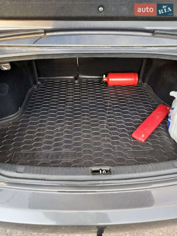 Седан Kia Magentis 2006 в Кременчуге