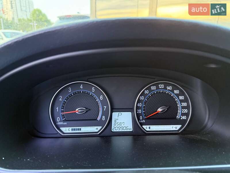 Седан Kia Magentis 2008 в Києві